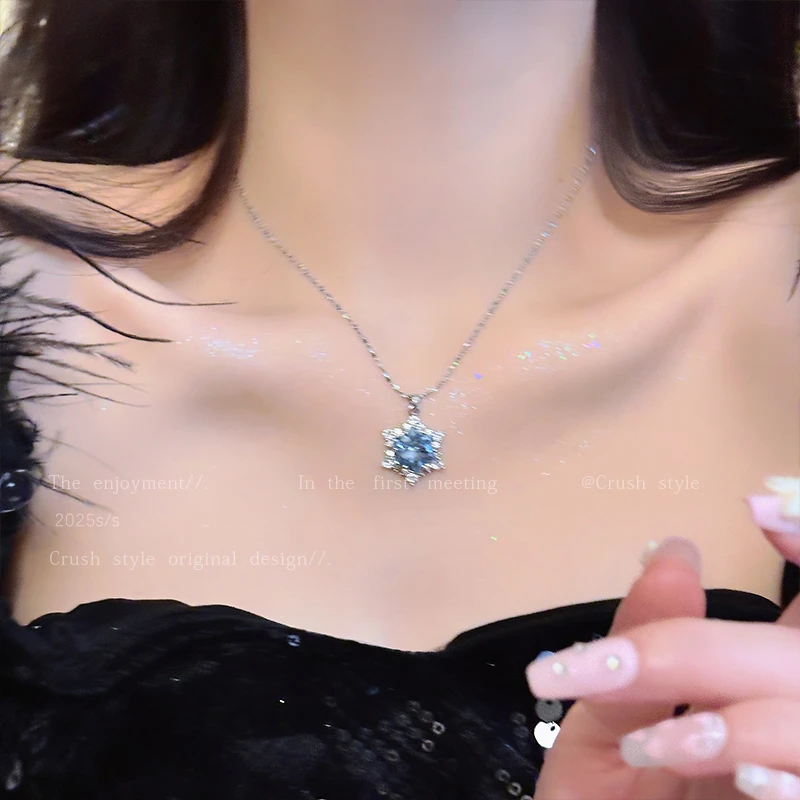 铜合金项链 超闪蓝色满天星吊坠锁骨链女轻奢小众设计感配饰YU675