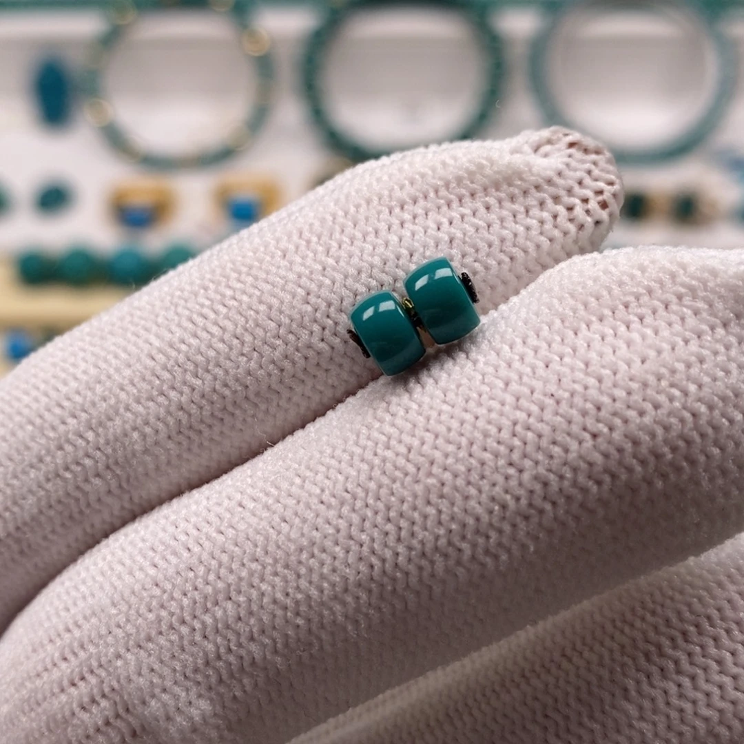 绿松石未镶嵌珠宝奇石直切对珠5.6mm