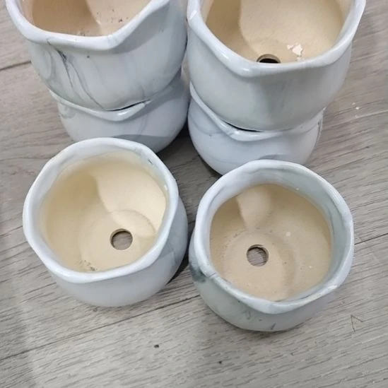 微瑕陶瓷盆满12包邮