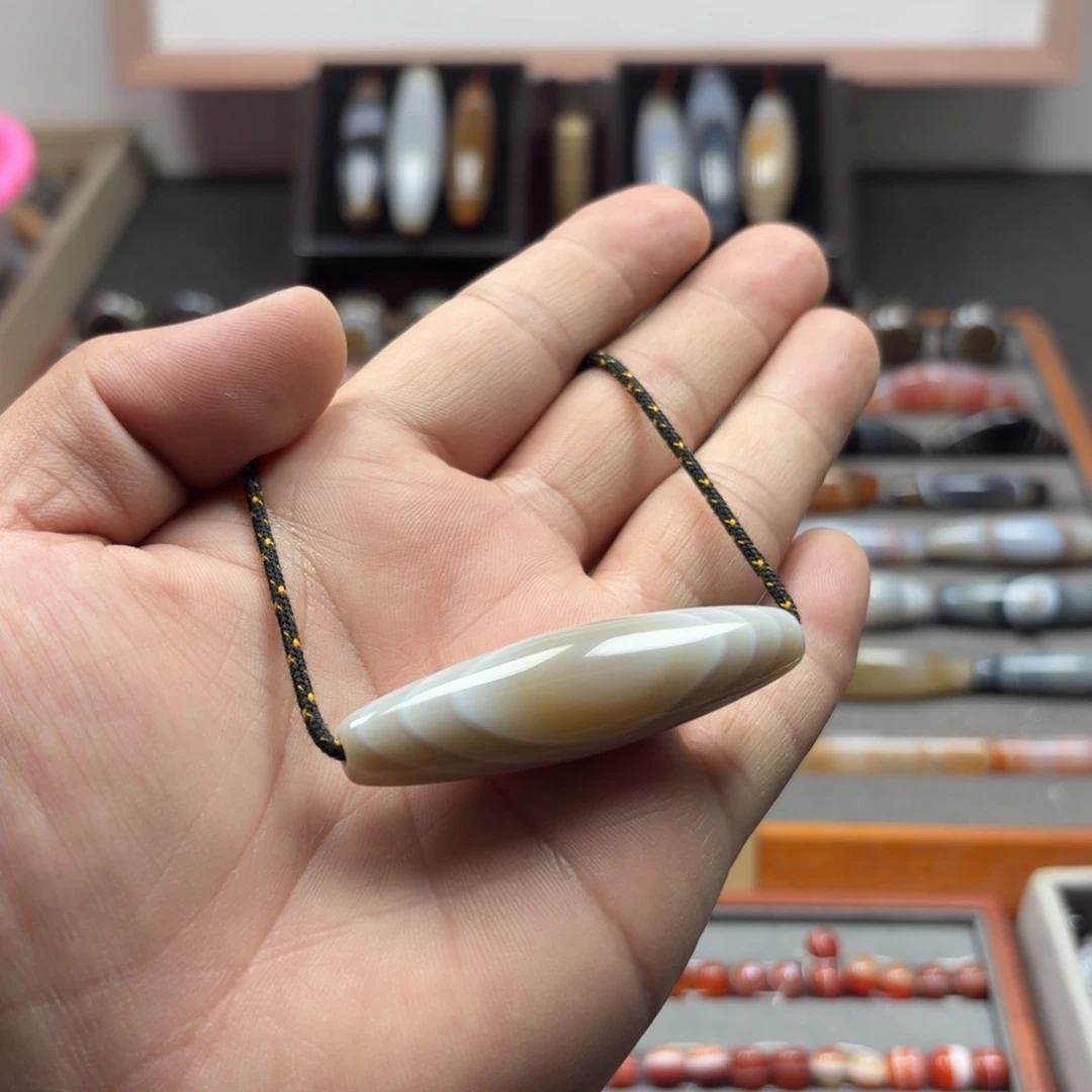 玛瑙/玉髓未镶嵌锁骨