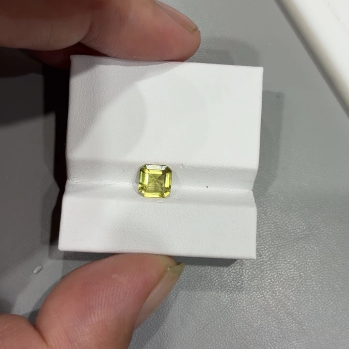 绿柱石裸石裸石1.24克拉