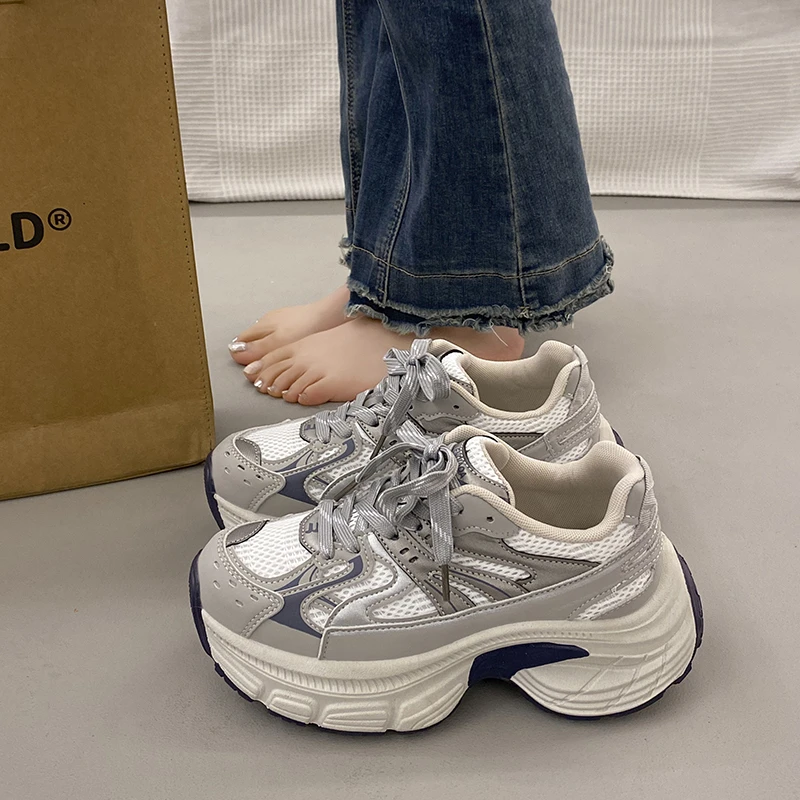 灰色厚底老爹鞋女2025春季新款透气复古百搭小个子增高休闲运动鞋