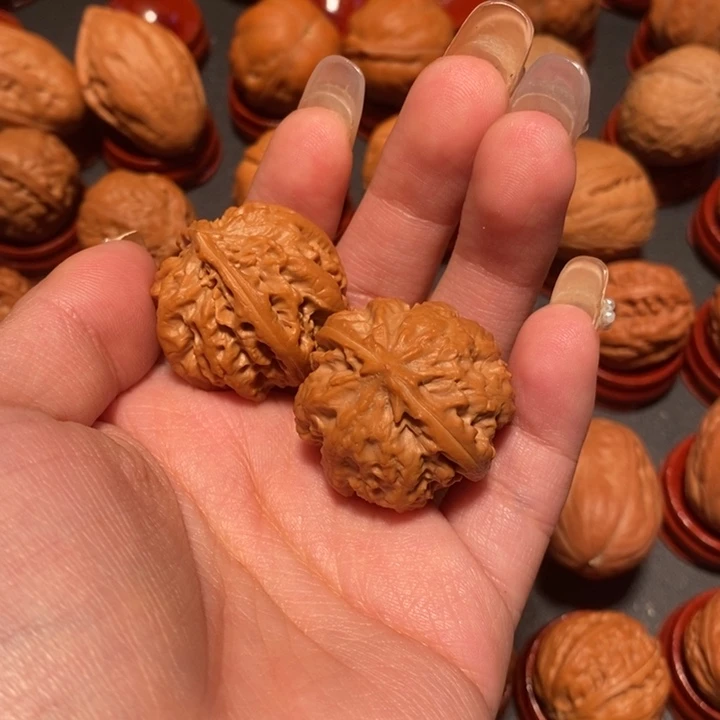 文玩核桃吊坠核桃