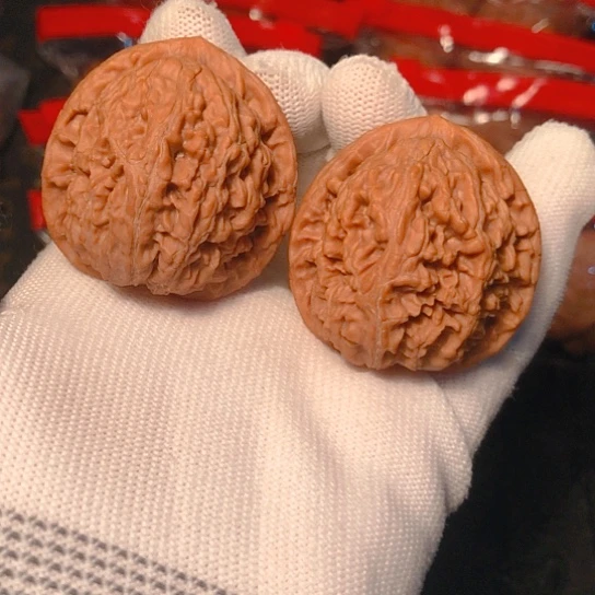 文玩核桃把件水龙纹40