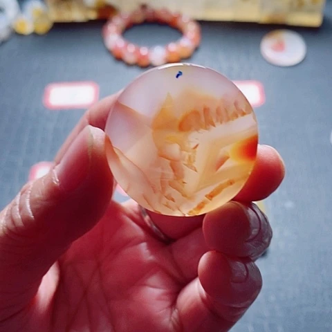 玛瑙/玉髓颈饰未镶嵌雲