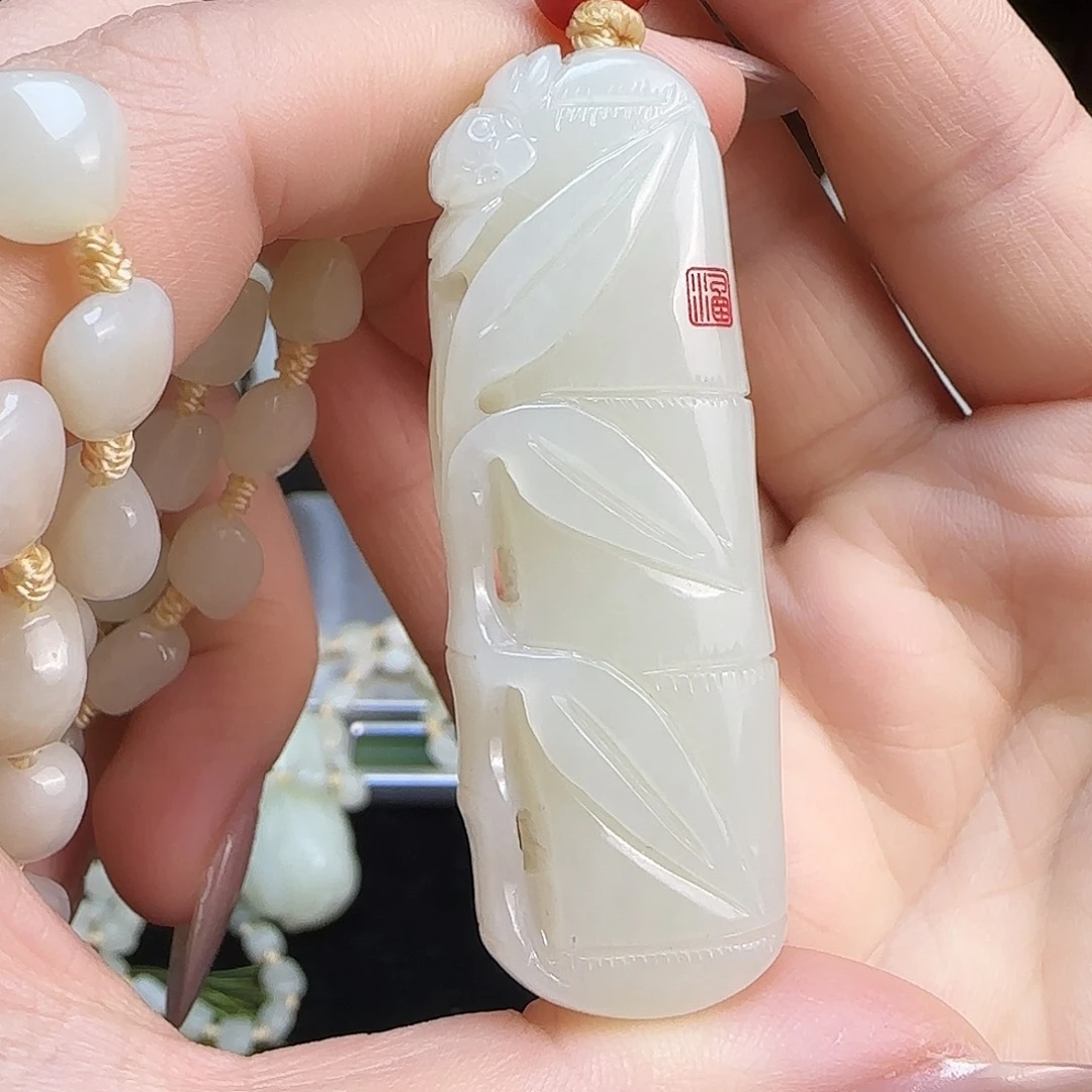 和田玉未镶嵌颈饰定制发货