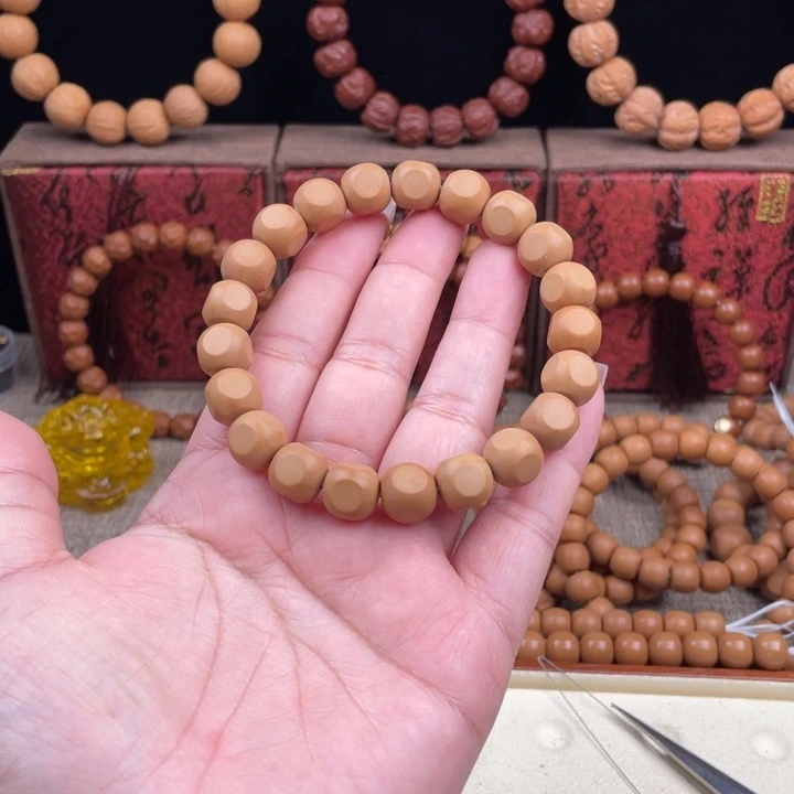 猴头核桃手串半**.六方