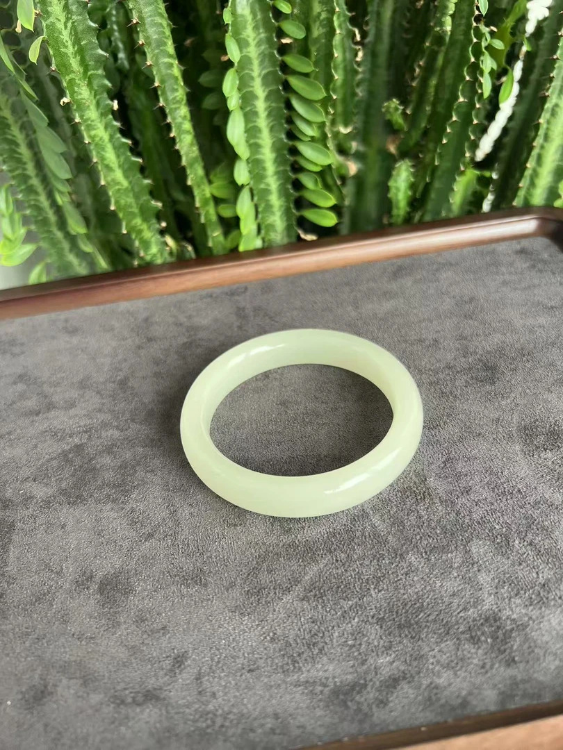 【李总专属】新疆 天然蜜蜂水手镯 带证书带礼盒 13-14mm