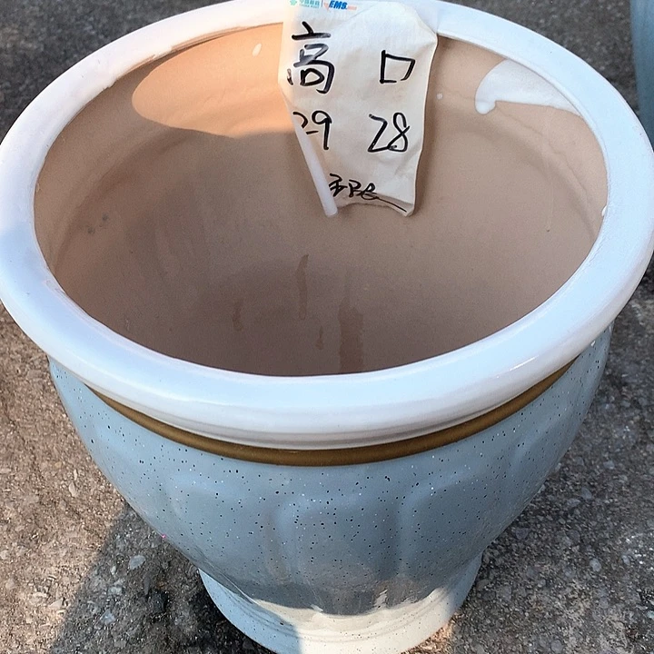 花盆陶瓷的制作中号