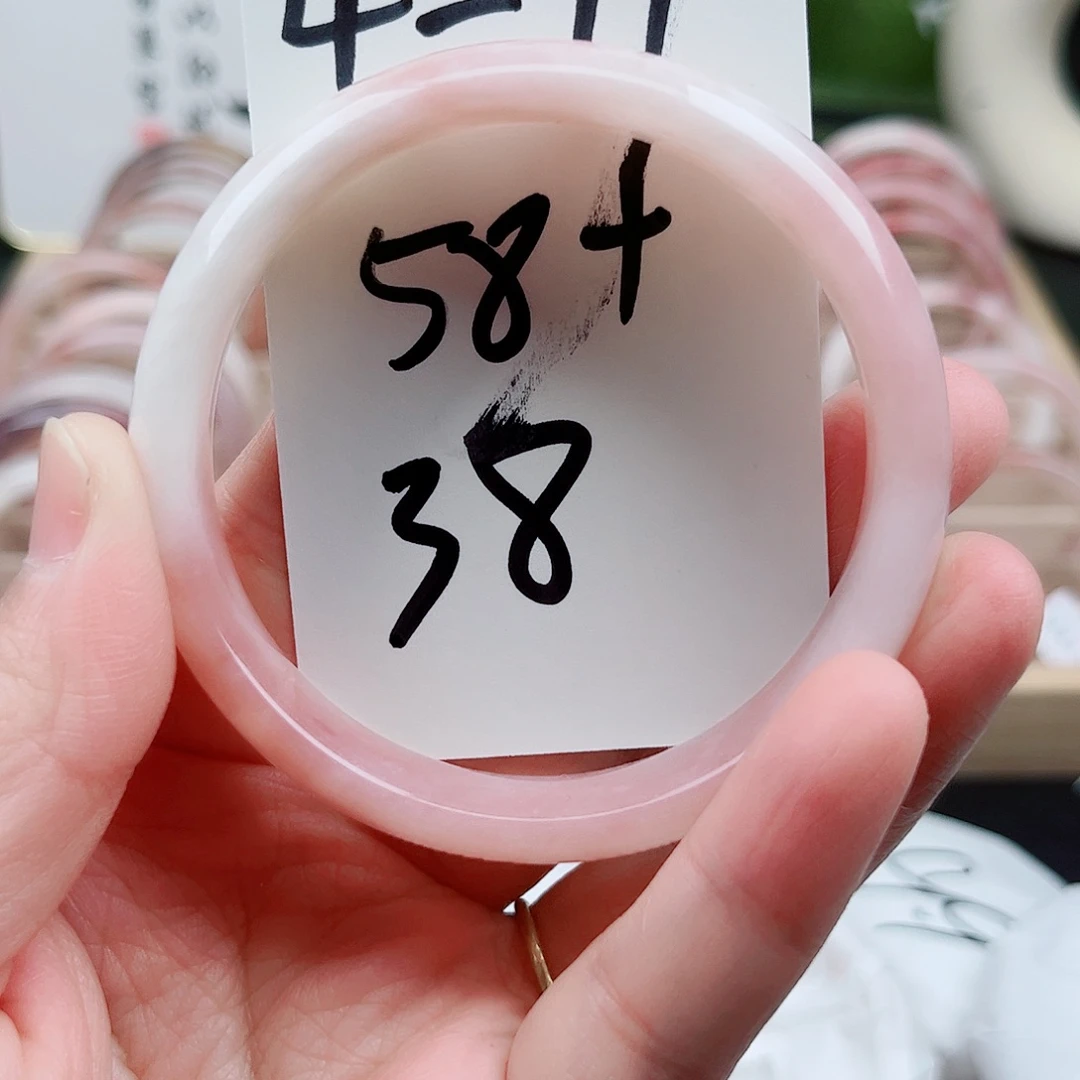 石英质玉未镶嵌手镯4.97