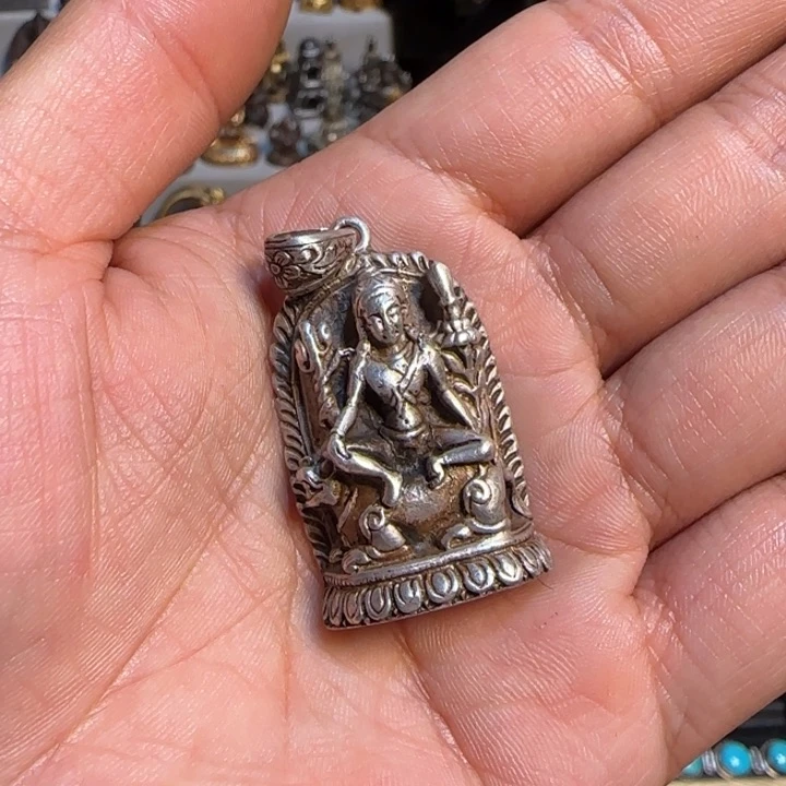 核桃手串/手链戴*牌……………………