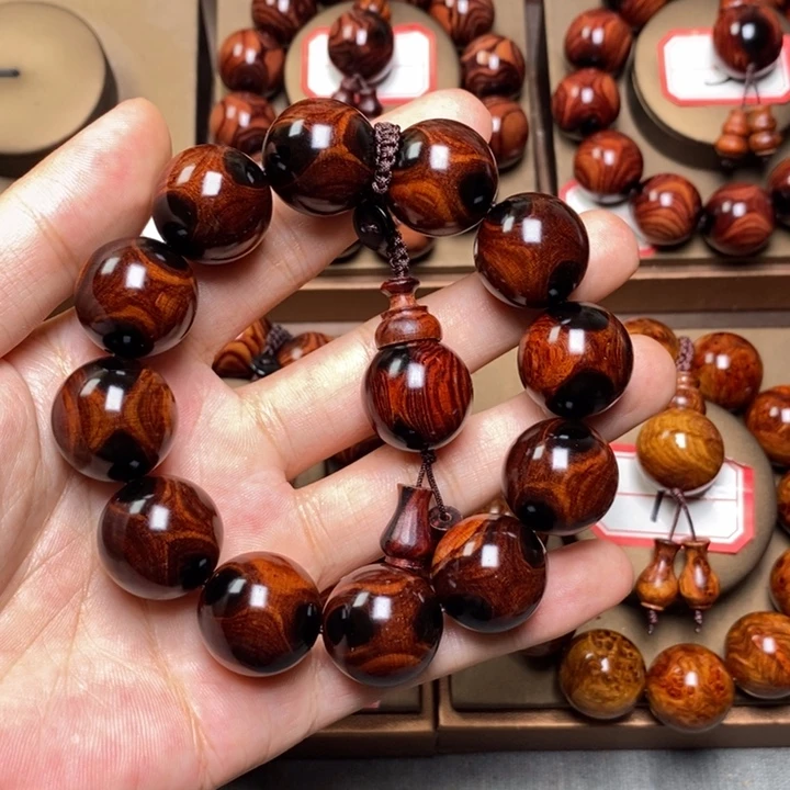 黄花梨/降香黄檀人*