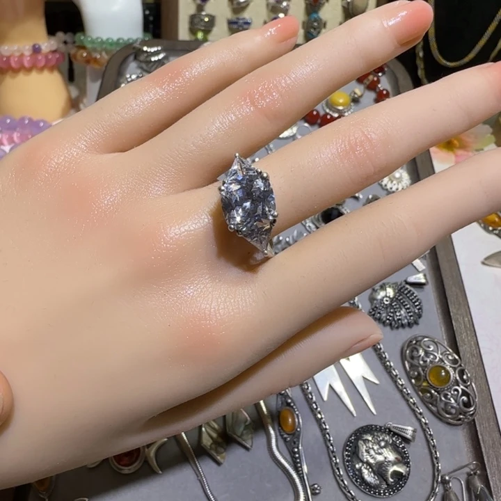 ?***?陶瓷制品和各种材料