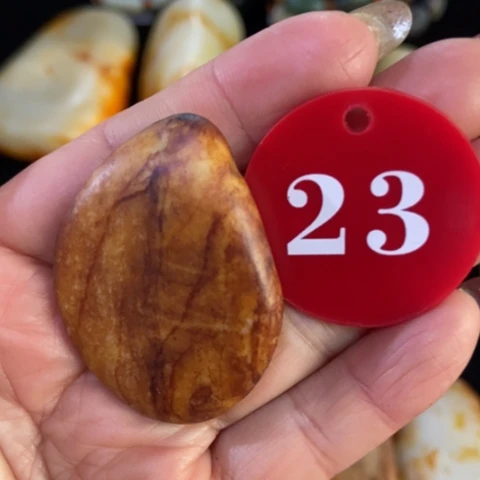 和田玉（糖玉）未镶嵌挂件