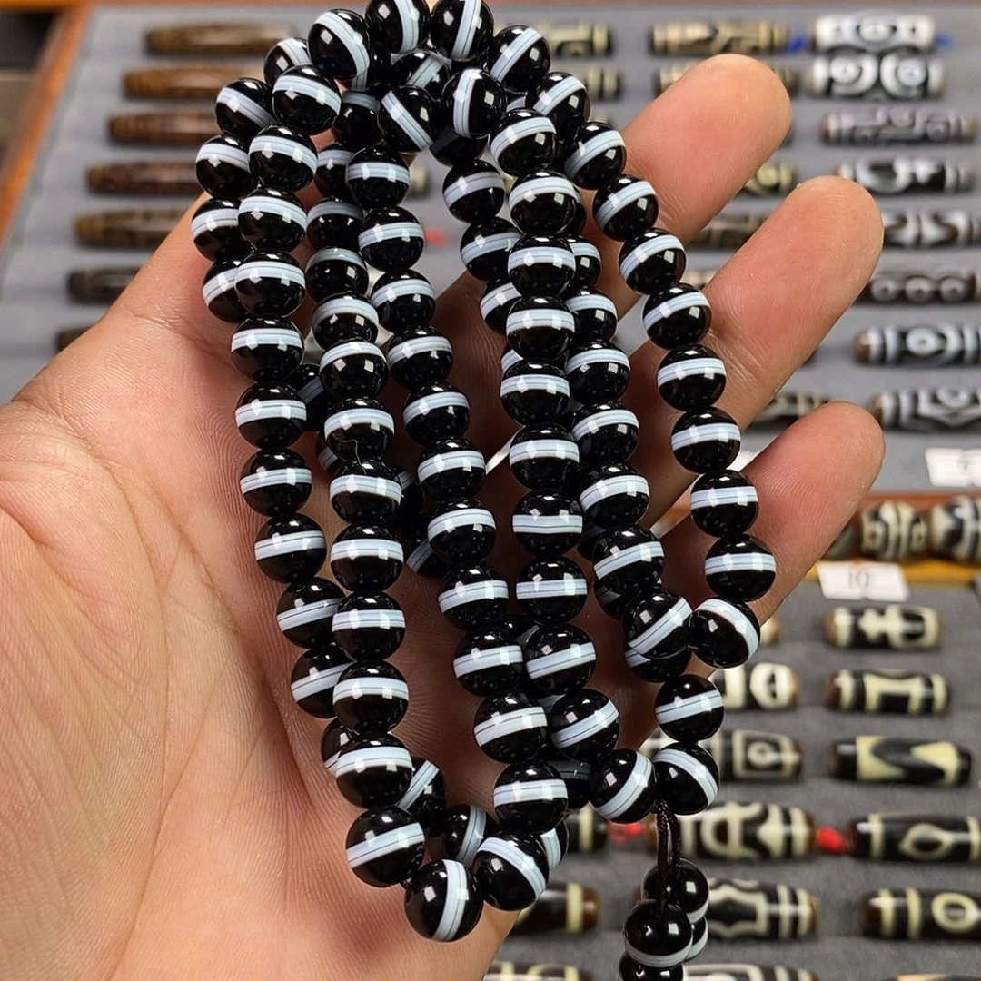 冷***底玛瑙/玉髓颈饰未镶嵌