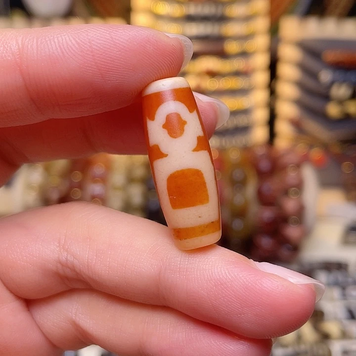 玛瑙/玉髓未镶嵌贵人天珠