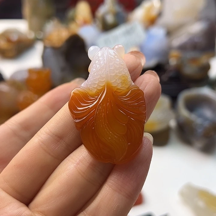 玛瑙/玉髓颈饰合金
