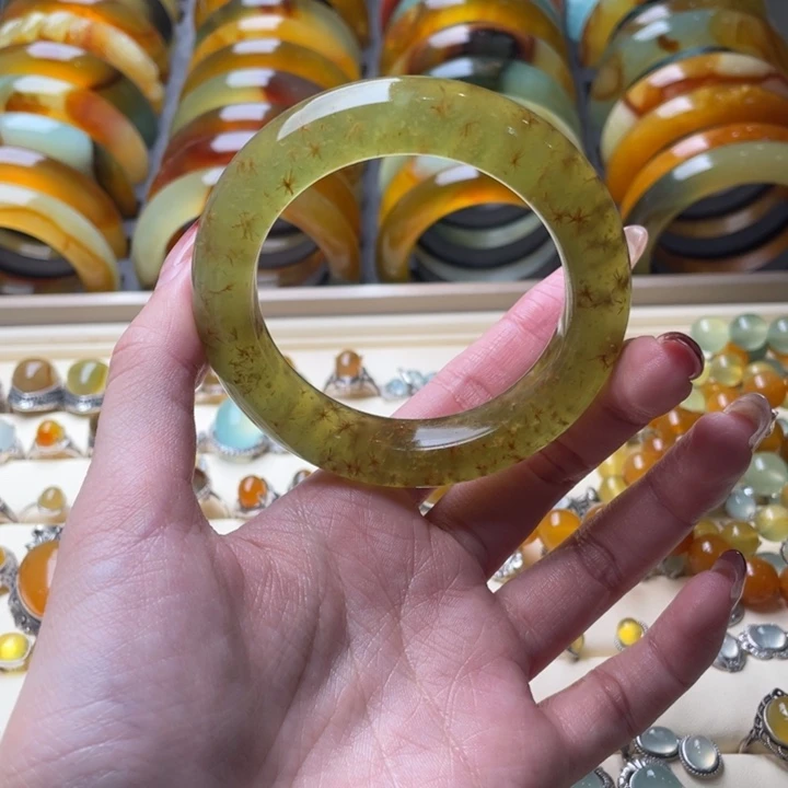 蛇纹石玉手镯未镶嵌54.7