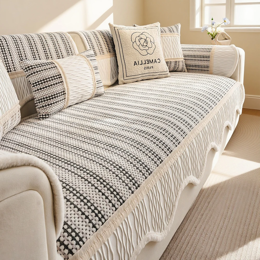 麦颜法式高级感异形加厚沙发垫四季通用2025新款防滑雪尼尔