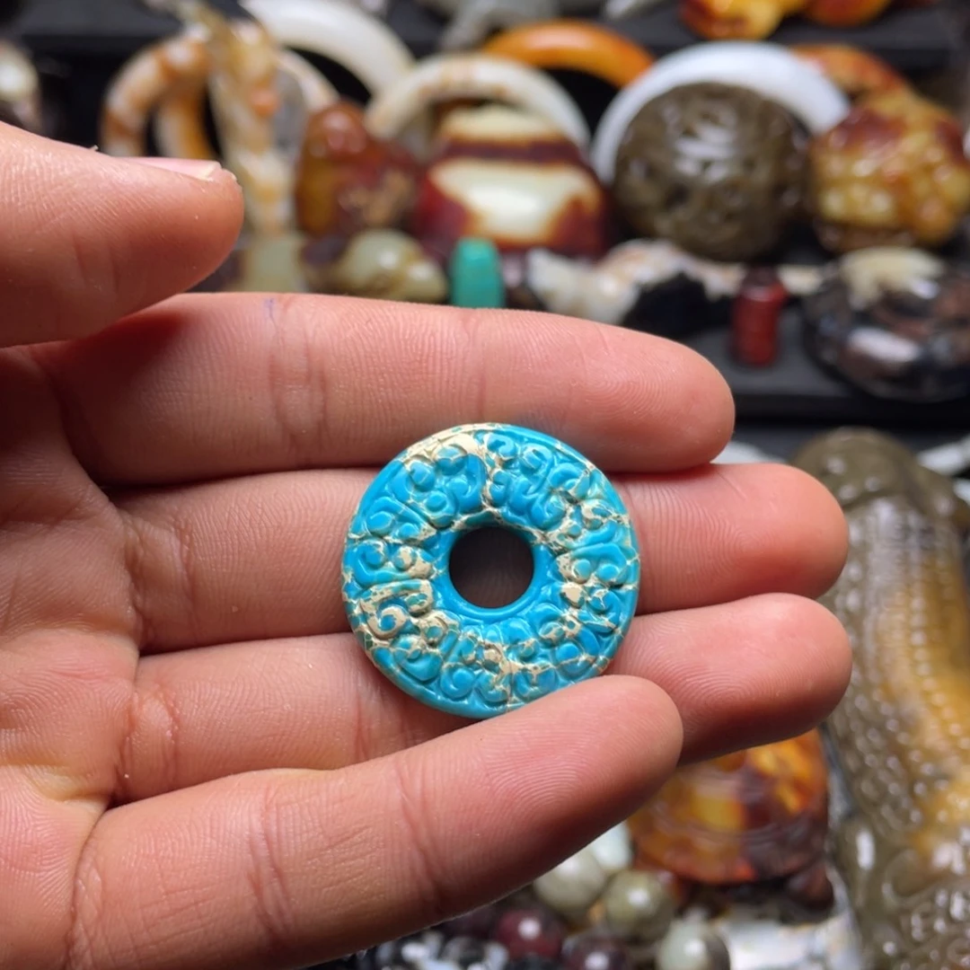 和田玉（糖玉）挂件未镶嵌西**士