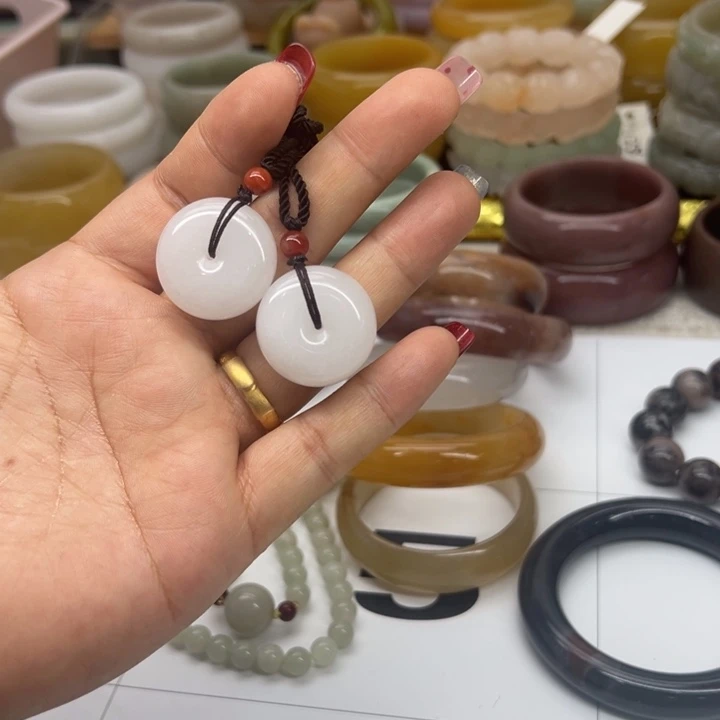 石英岩玉合金手镯