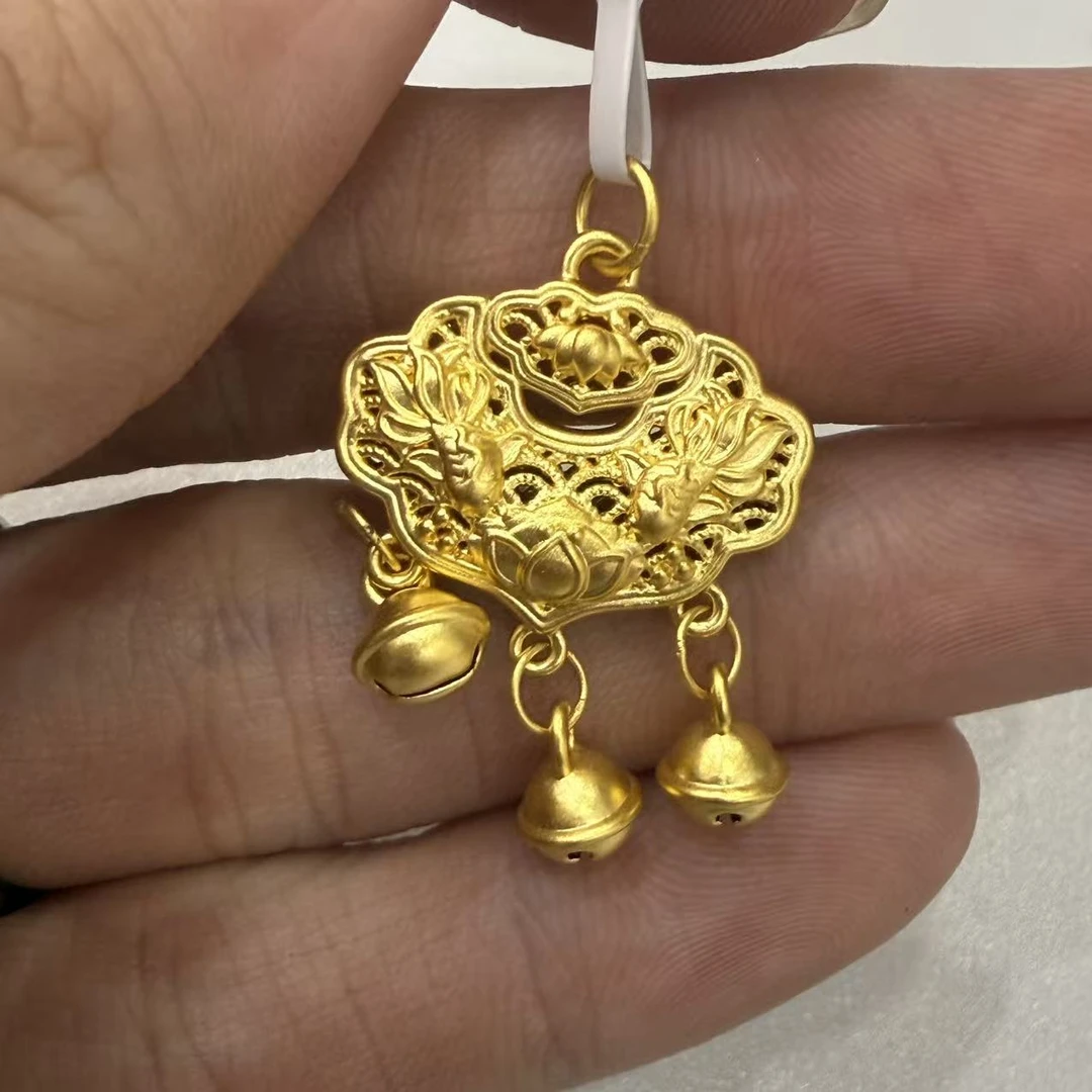 【莹莹专享】足金999双鱼莲花锁GP    1.44纳金添喜