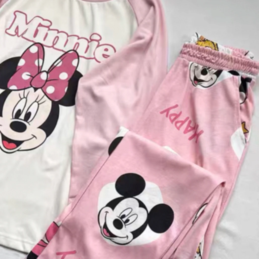 果K可爱粉色长袖家居服睡衣套装