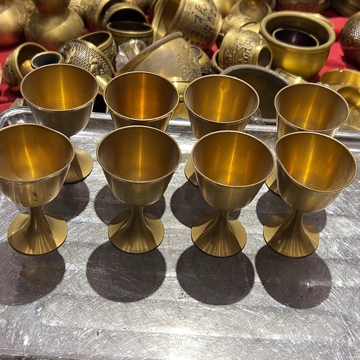 李*奇微瑕疵黄铜摆件工艺品