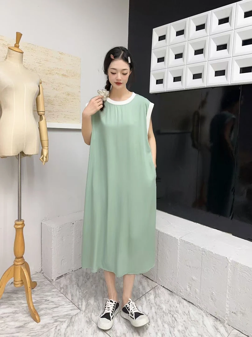 柔软透气人造棉无袖宽松大摆女式夏季休闲连衣裙