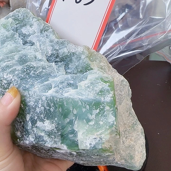 蛇纹石玉岫玉原石未镶嵌没**字