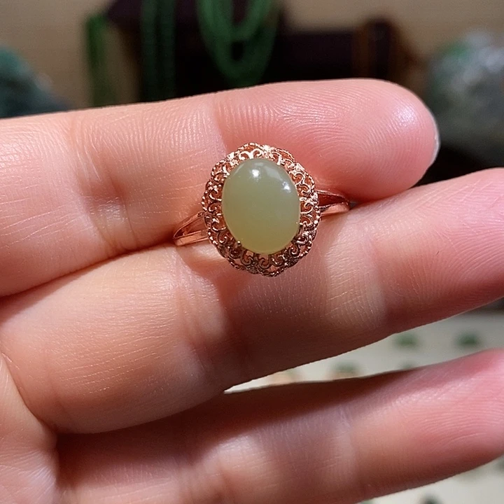 和田玉未镶嵌戒指