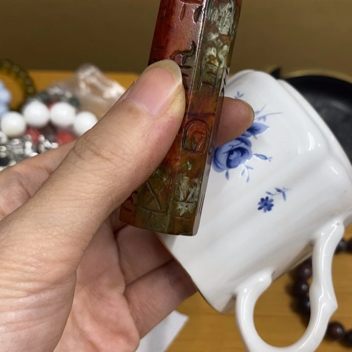 躺****瓷中古工艺品一件
