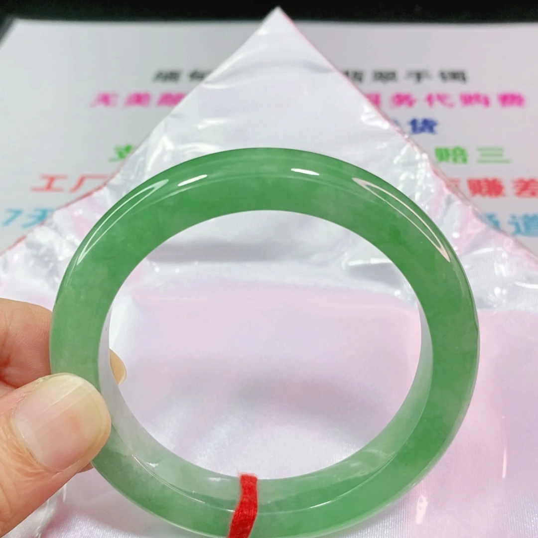 翡翠手镯未镶嵌c****y58圈口正圈