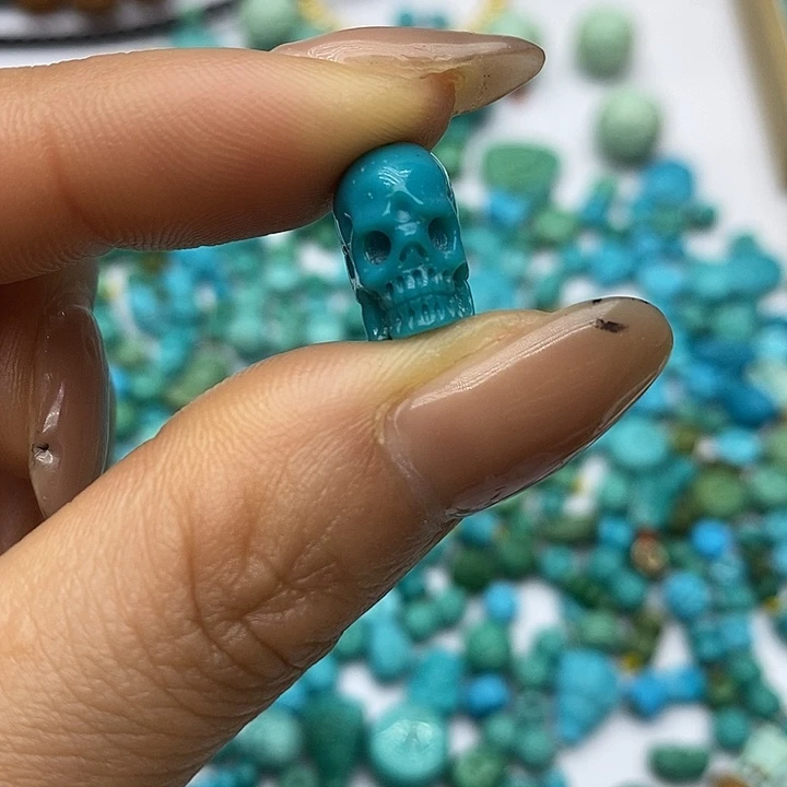 绿松石未镶嵌珠宝奇石