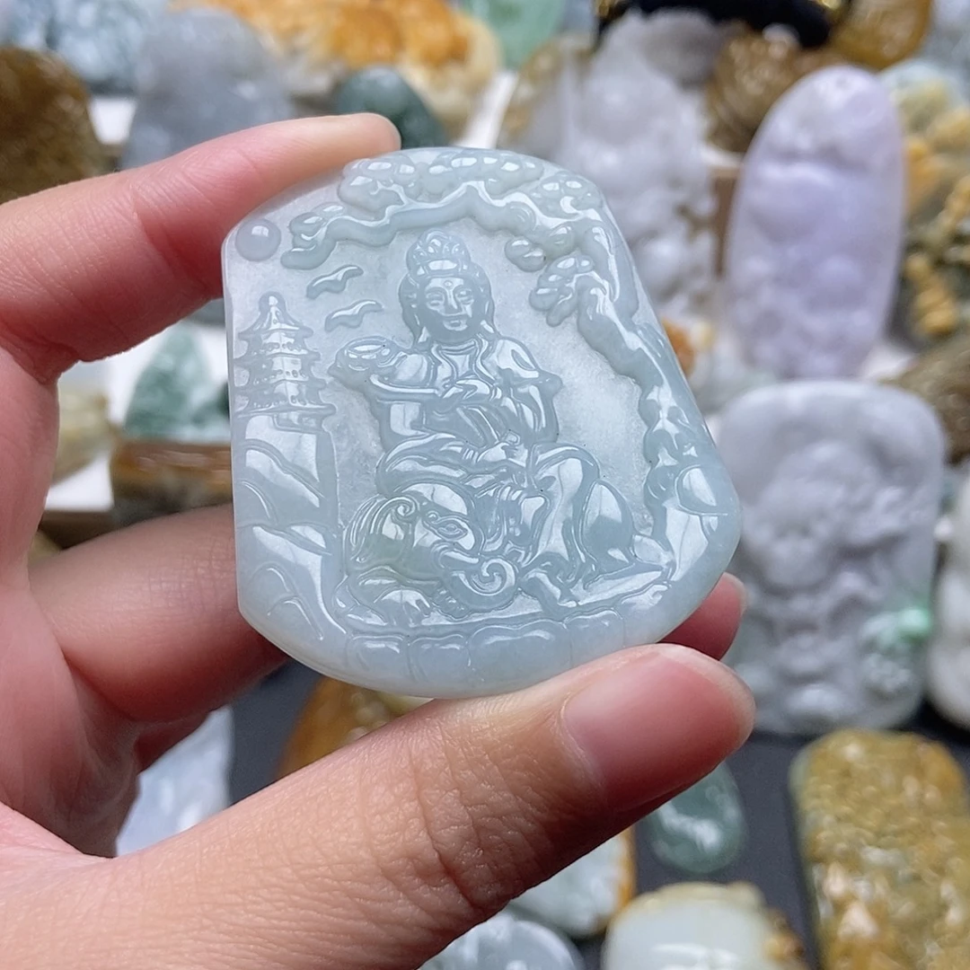 翡翠未镶嵌颈饰翡翠