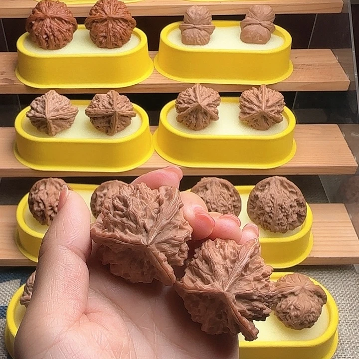 吊坠文玩核桃三棱