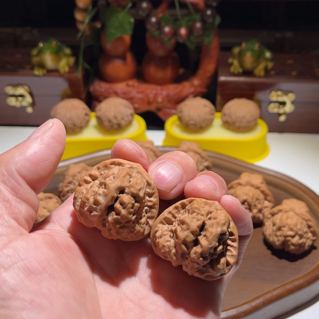 文玩核桃吊坠昌平娃直播中欢迎观看