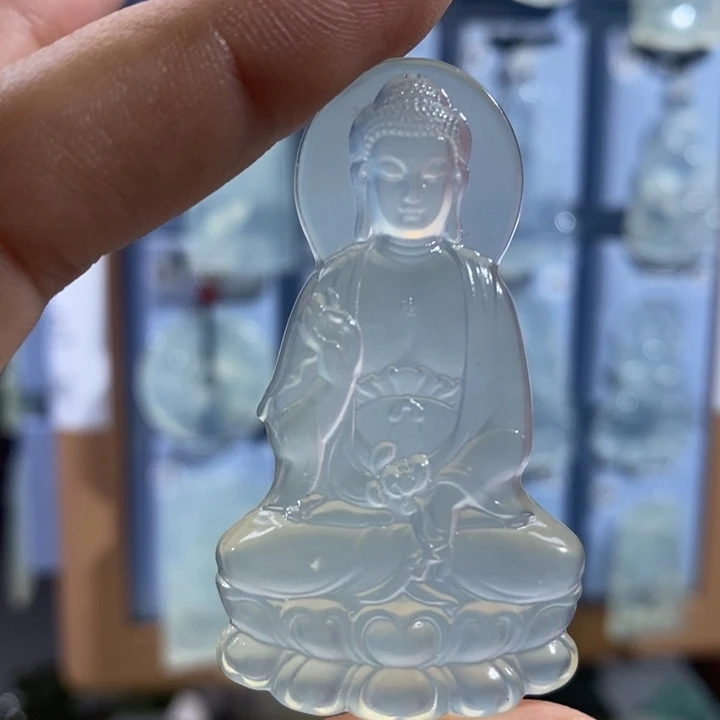 岫玉未镶嵌颈饰吊坠