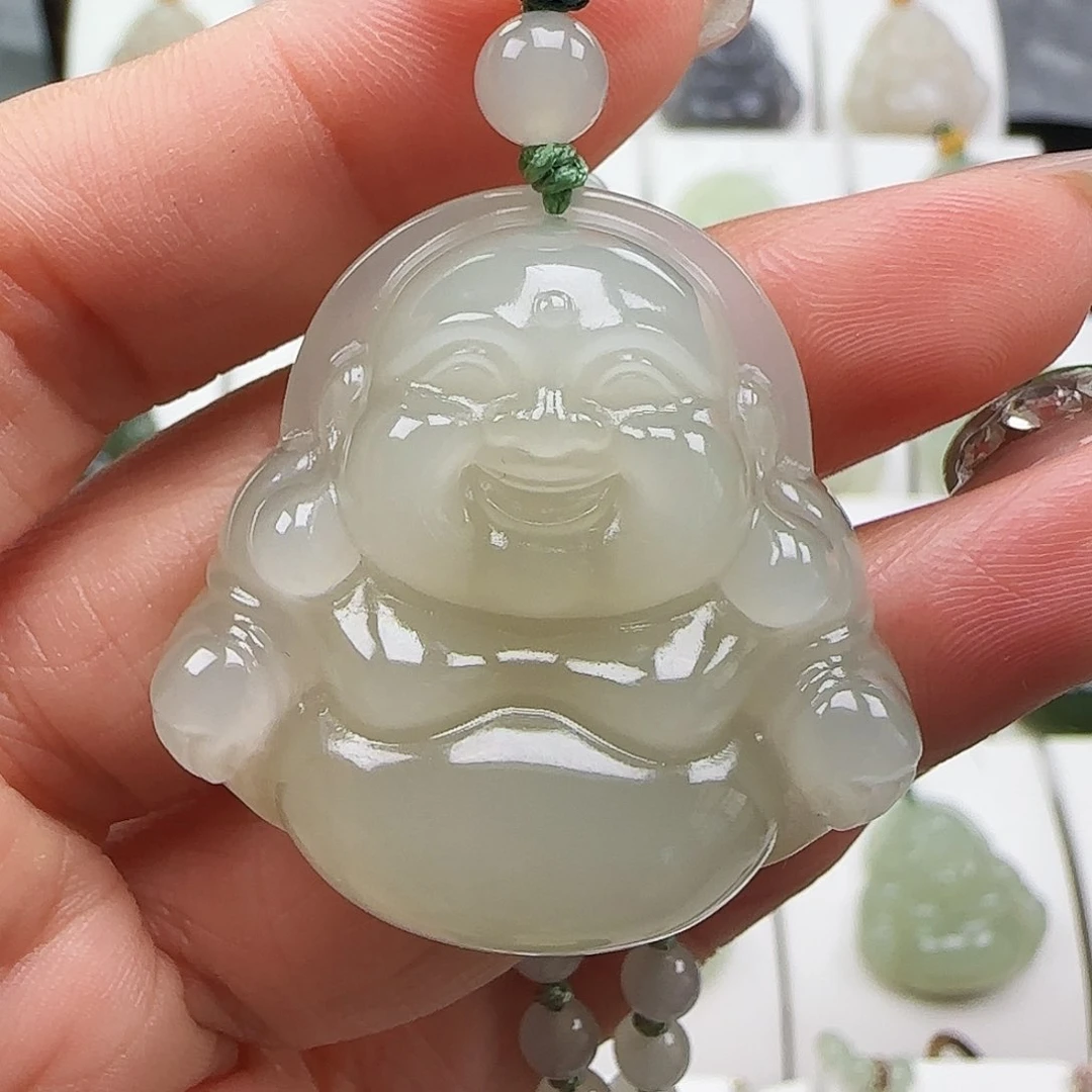 和田玉未镶嵌颈饰娃****哈