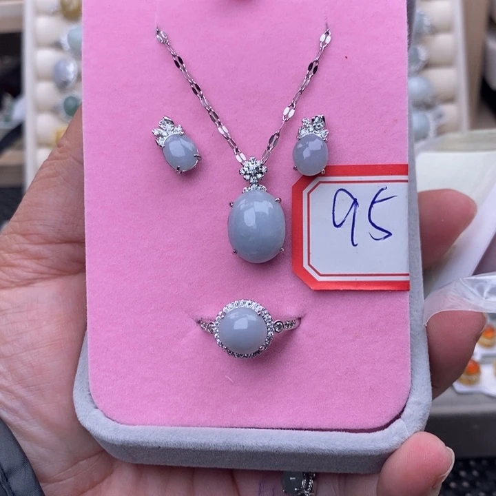 未镶嵌戒指翡翠缅甸