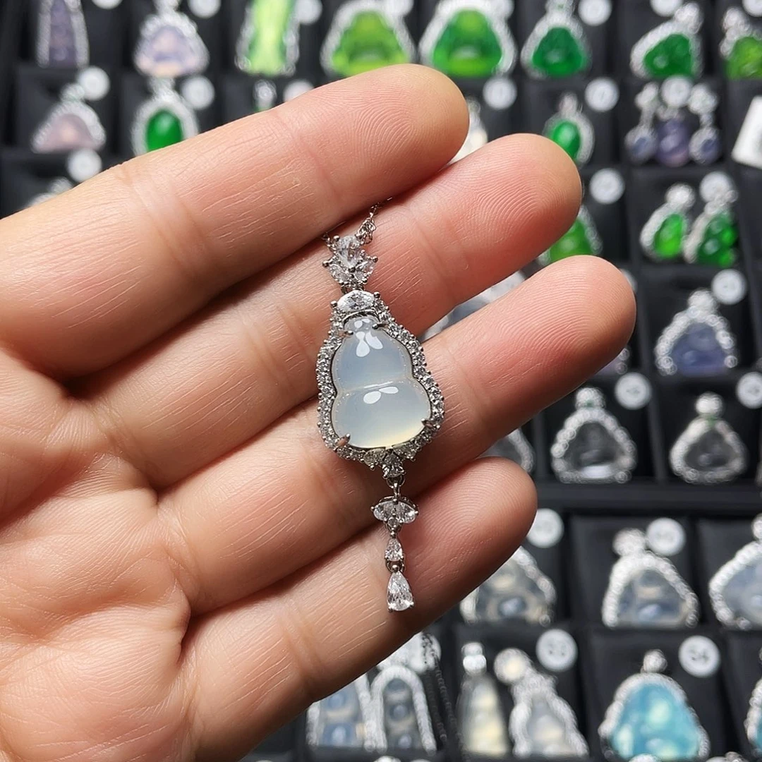 玛瑙/玉髓颈饰合金