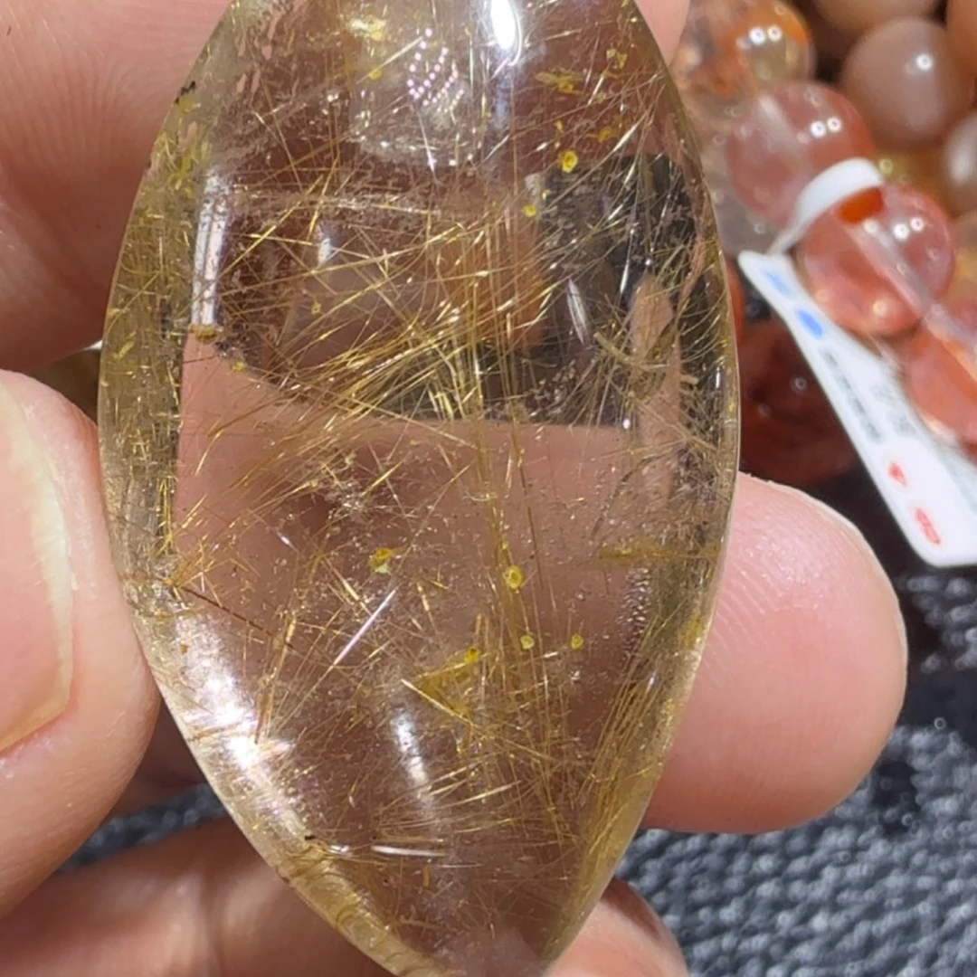 葵***手发晶吊坠(不含链)未镶嵌