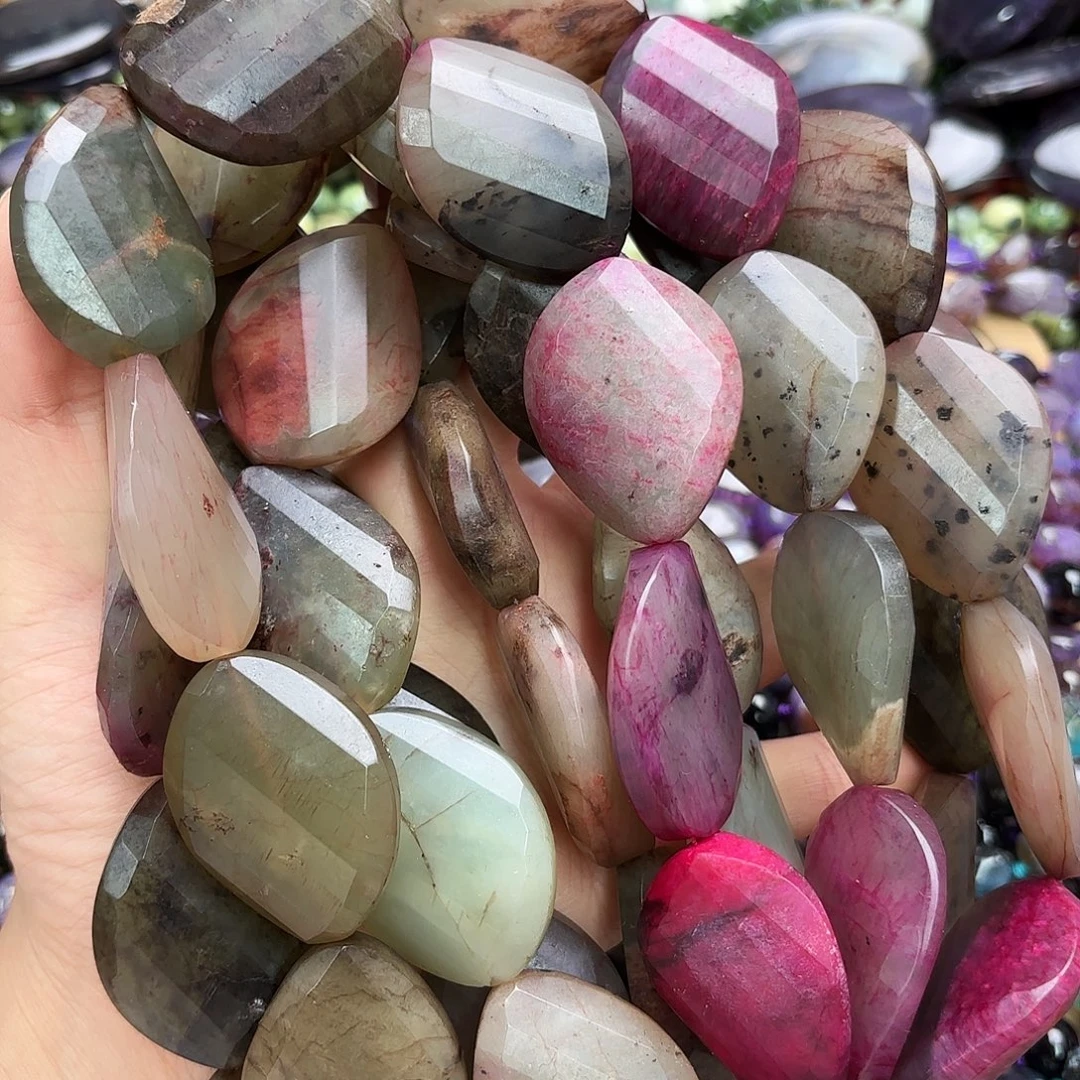玛瑙/玉髓未镶嵌珠宝半成品30×40岫玉s切一条