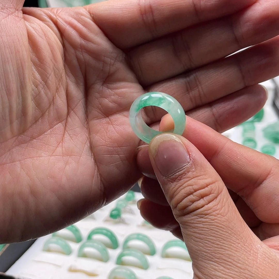 石英质玉戒指未镶嵌s****e