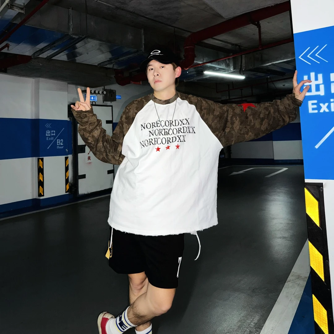 【RED STAR】重磅棉潮流复古美式标语迷彩印花宽松运动插肩袖卫衣