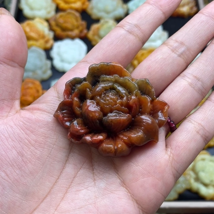 遗***忘蛇纹石玉未镶嵌颈饰