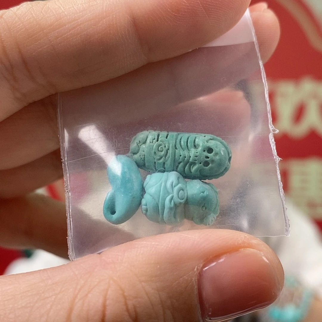 绿松石未镶嵌挂件