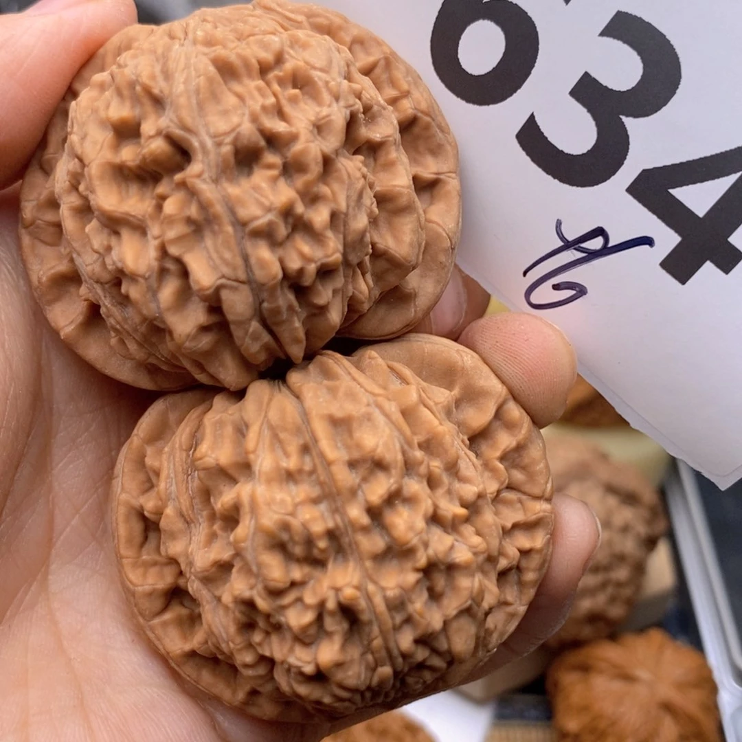 文玩核桃吊坠634号线46全楼