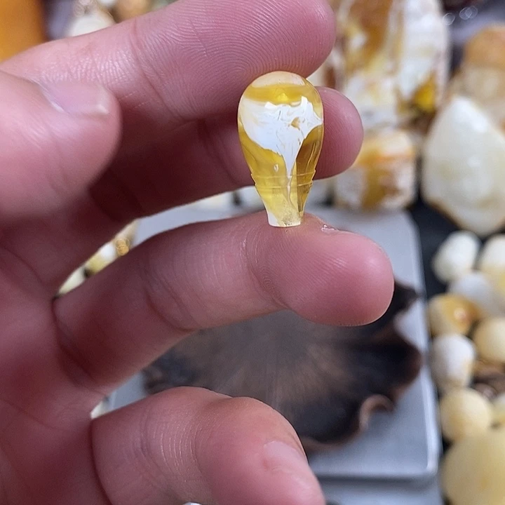 琥珀未镶嵌裸石我