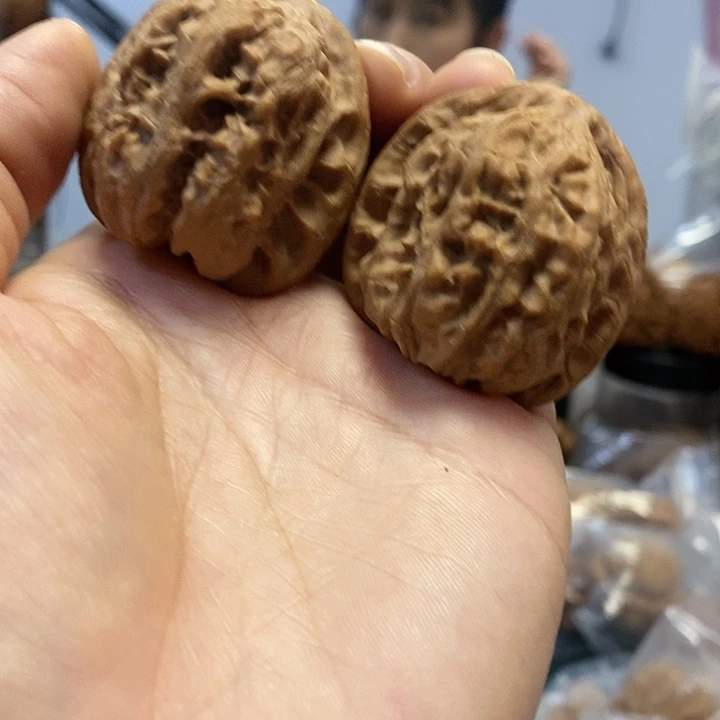 文玩核桃把件39蜡皮靠山王小众